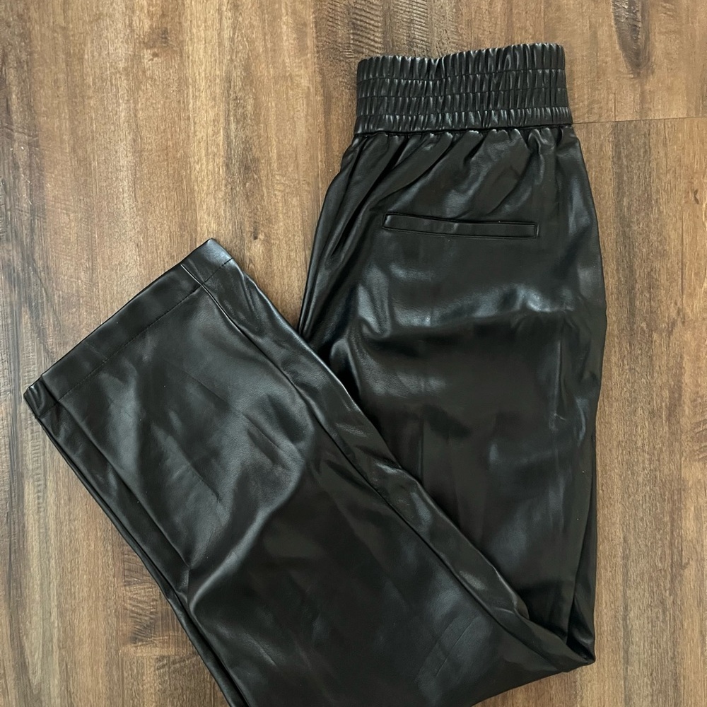 Ankle Faux Leather pants